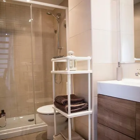 Snow Apartment *